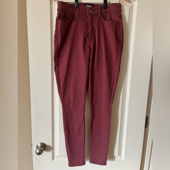 Denizen from Levi’s Mauve High Rise Skinny Stretchy Pants Women's size 8 - Picture 1 of 16
